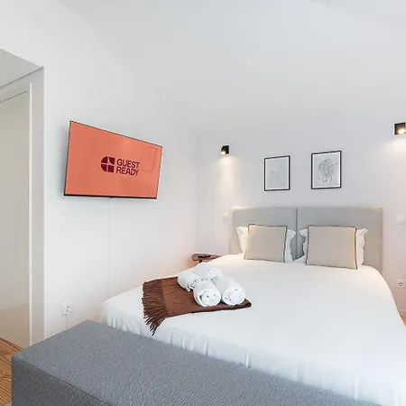 Apartment Guestready - Porto's Modern Comfort *