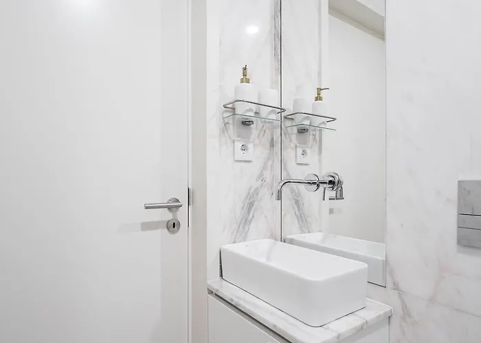 아파트 Guestready - Porto's Modern Comfort